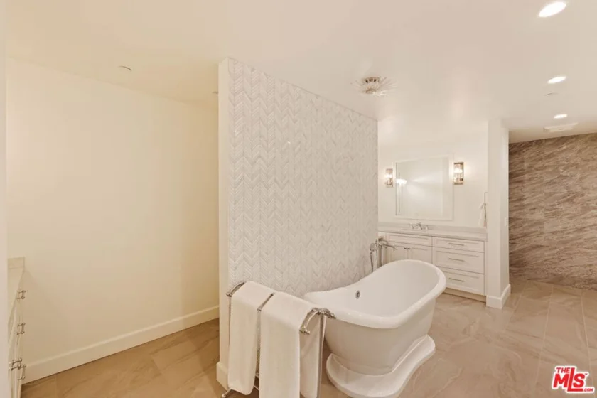 300 N Swall Drive #354 photo 29