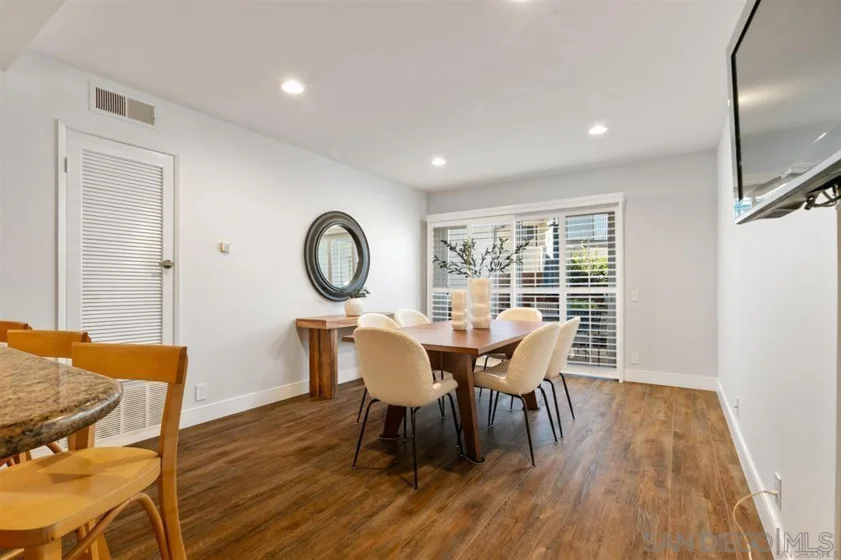 9810 Guisante Terrace photo 36