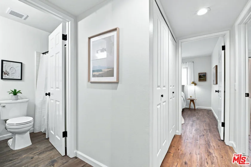 21811 Saticoy Street #23 photo 5