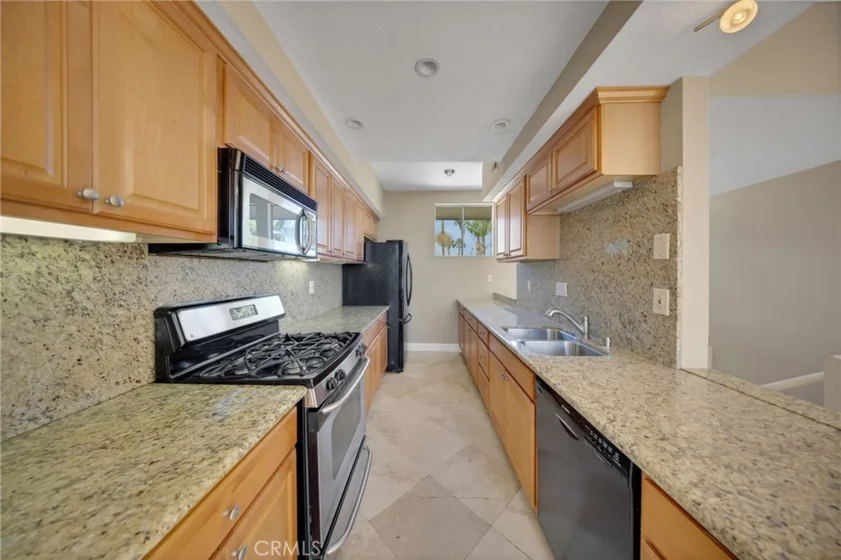 3361 Tempe photo 21