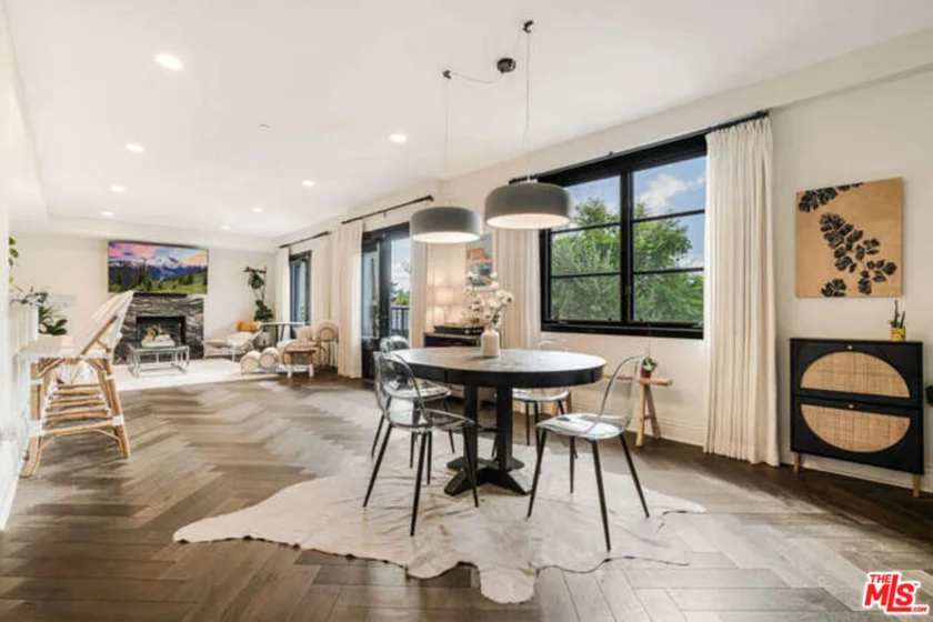 718 N Croft Avenue #201 photo 1