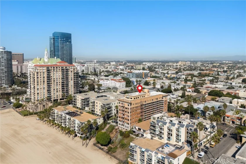 1030 E Ocean #308 photo 34