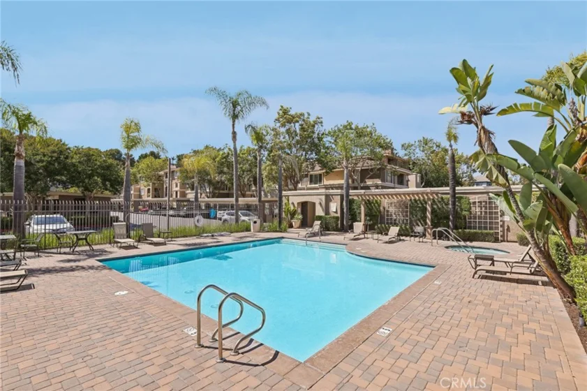 22681 Oakgrove Unit 233 photo 31