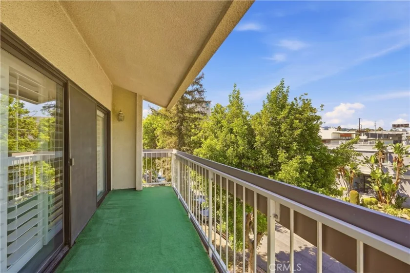 4542 Willis Avenue #302 photo 35