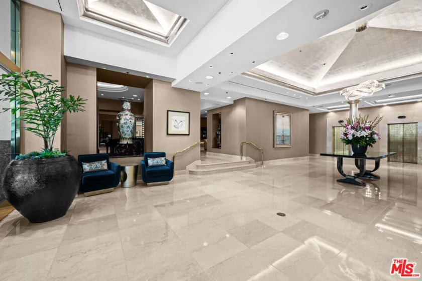 10724 Wilshire Boulevard #1001 photo 11
