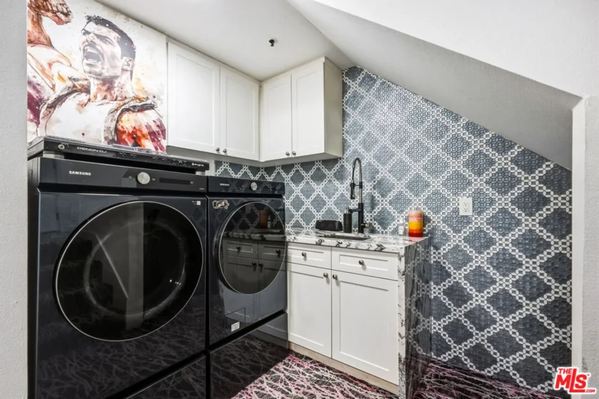 5400 Playa Vista Drive #23 photo 35