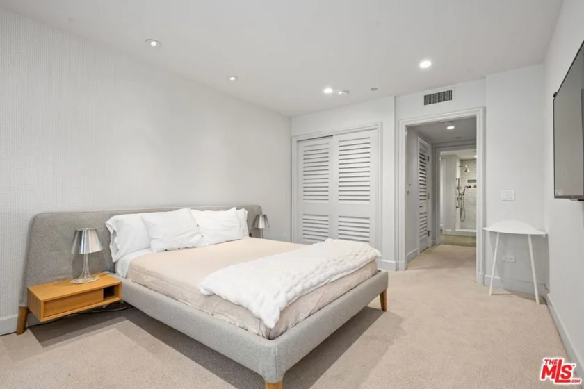 701 Ocean Avenue #110 photo 21