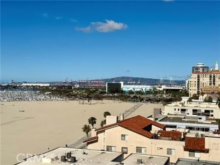1310 E Ocean #906 photo 62