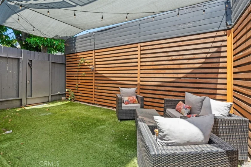 1171 Stanford photo 15
