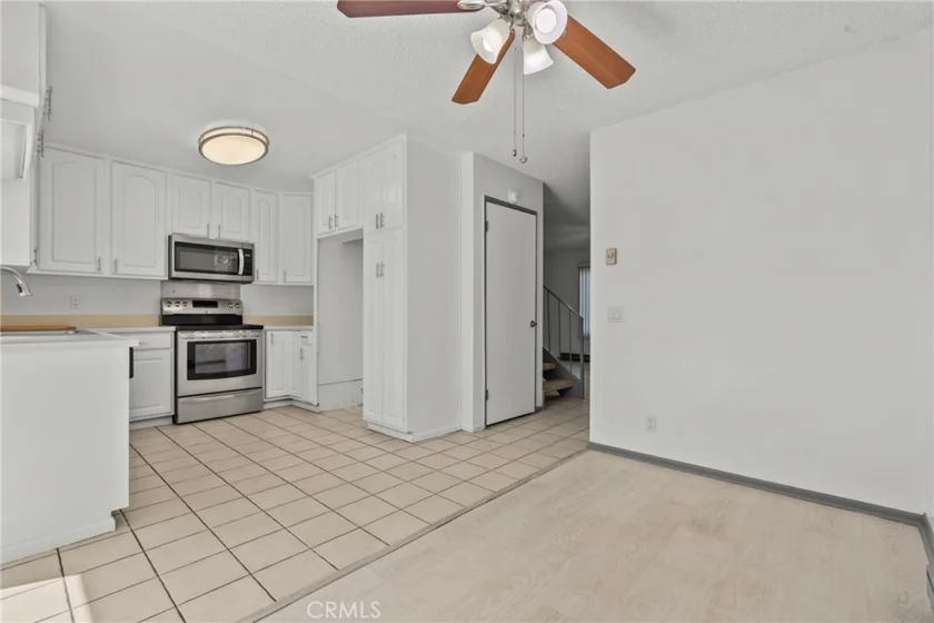 2901 S Sycamore #B photo 4
