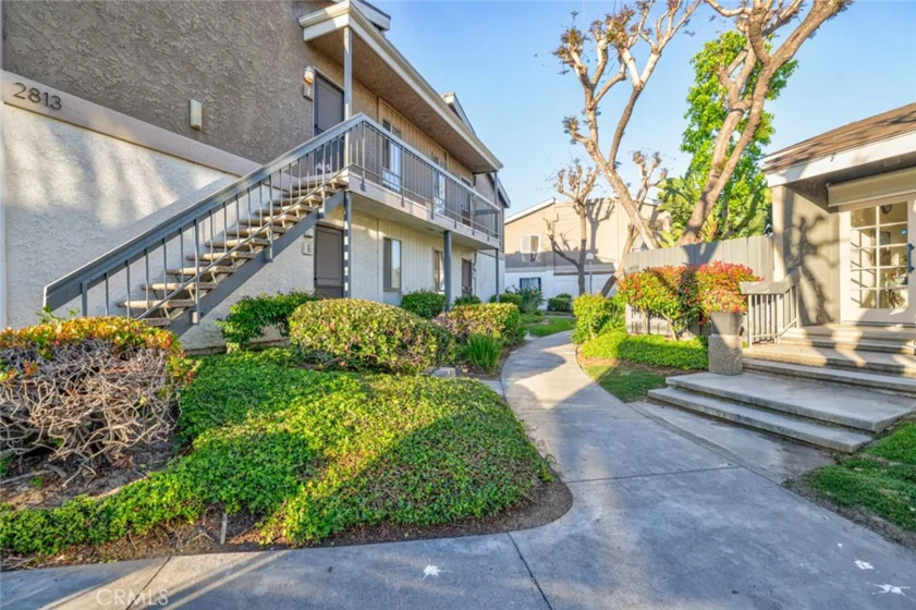 2813 S Fairview Street #E photo 1