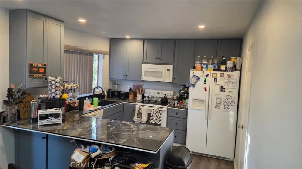 1196 S Citron photo 1