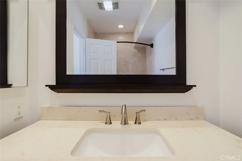 21529 Saticoy Street #217 photo 32