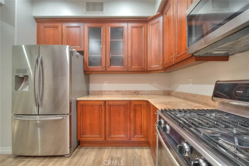572 E San Jose Avenue #104 photo 16
