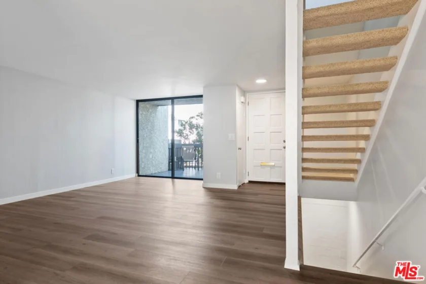 29239 Heathercliff Road #12 photo 8
