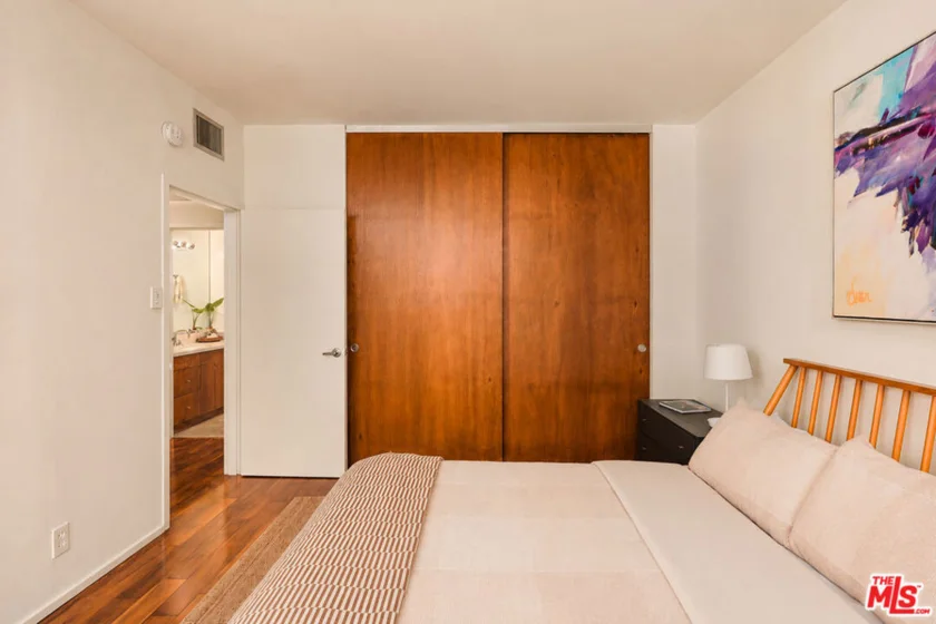 4455 Los Feliz Boulevard #207 photo 12