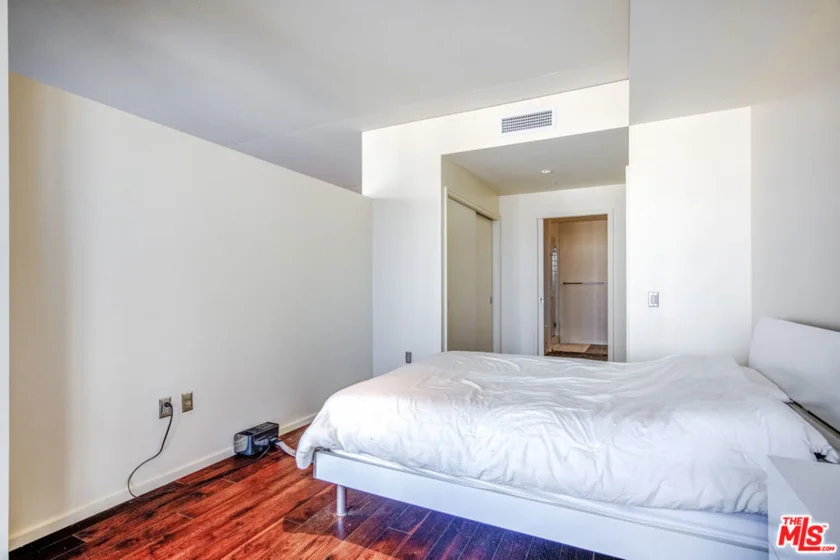 1155 S Grand Avenue #1012 photo 22