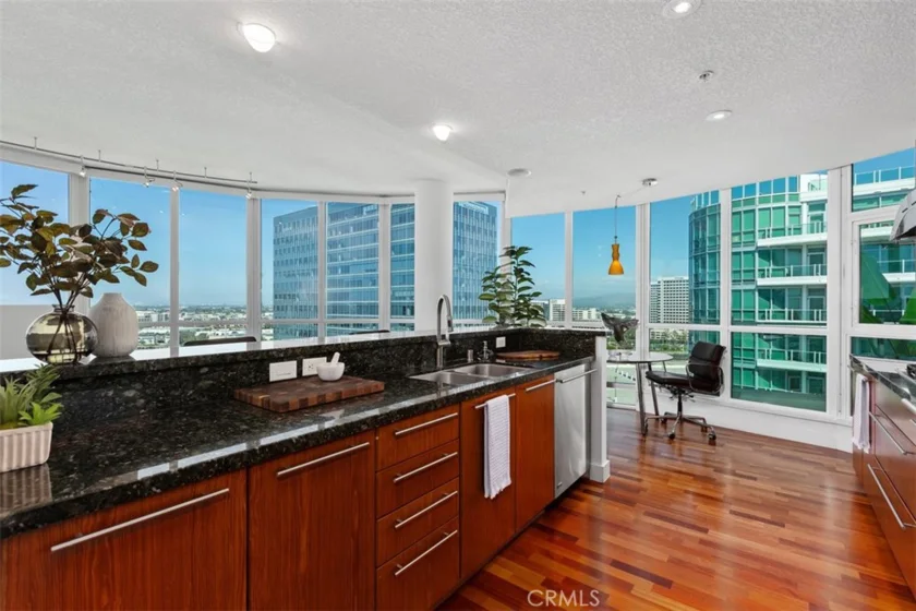 3131 Michelson #1601 photo 17