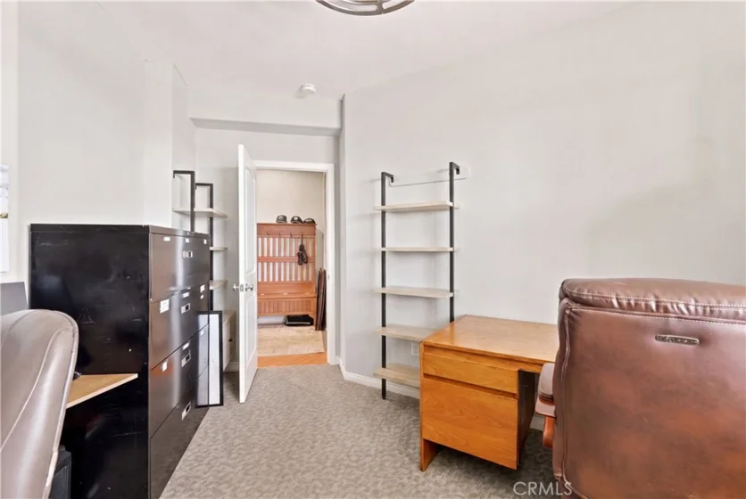 4167 Warner #205 photo 36