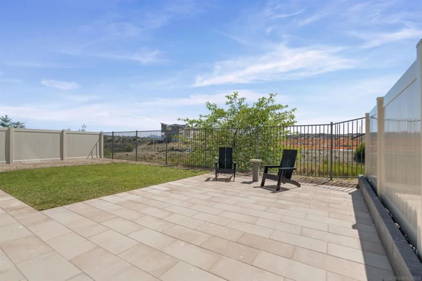 845 Hana Avenue #2 photo 29