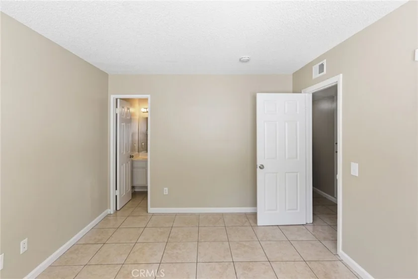 12246 Carnation #A photo 8