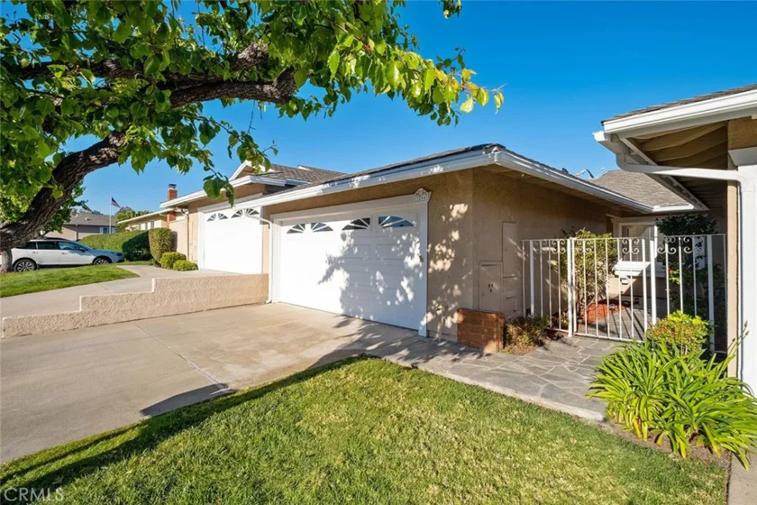 3264 Paseo Gallita photo 1