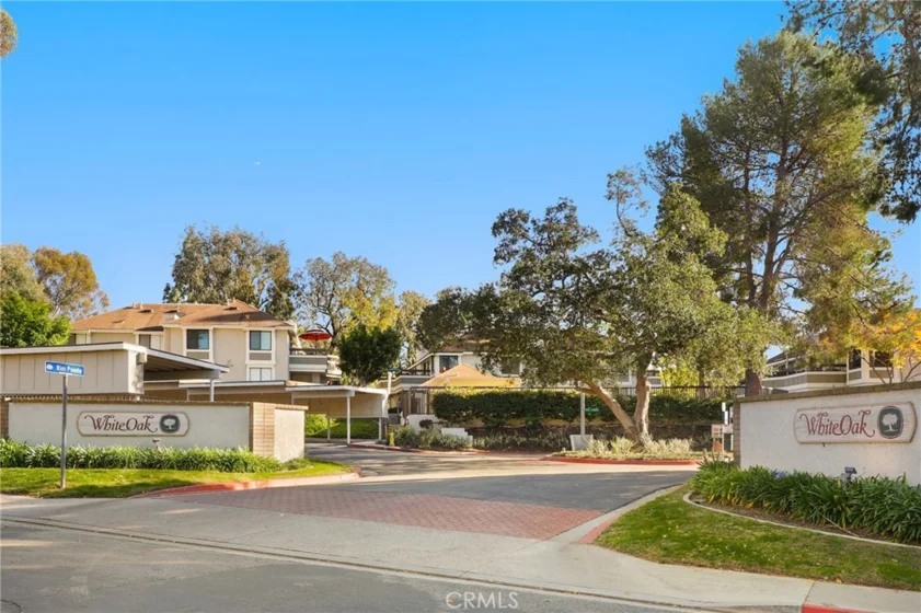 25701 View Pointe #8C photo 35