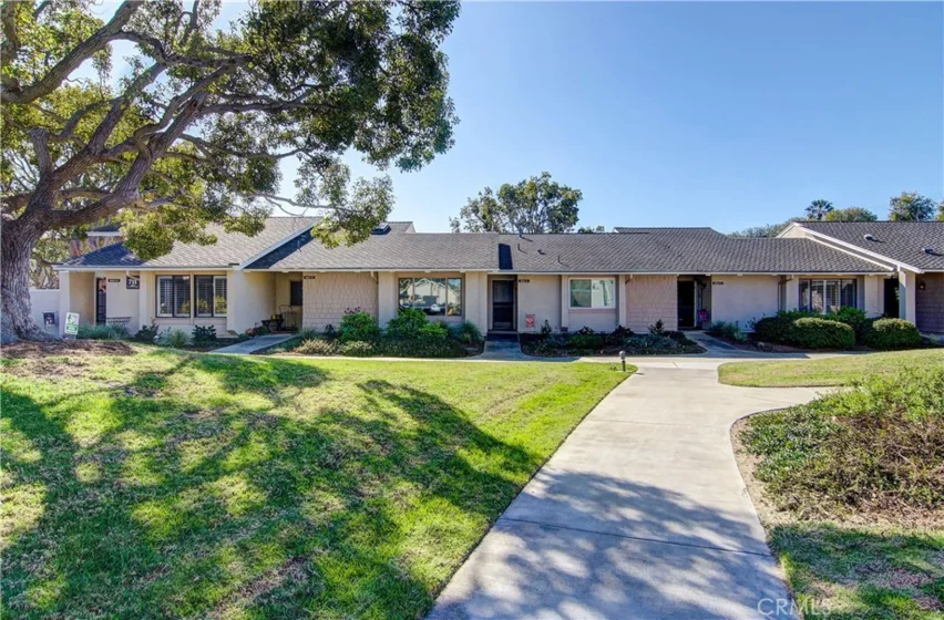 8566 Fallbrook Circle #711C photo 1