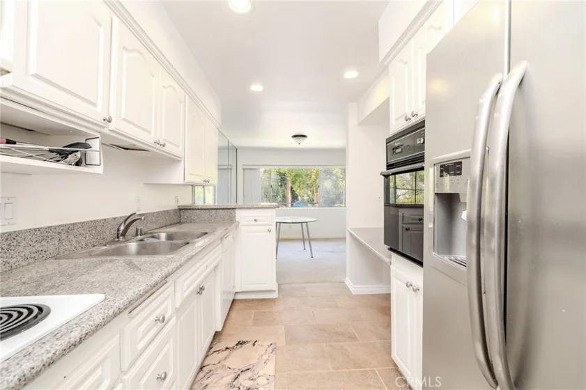 972 E California #202 photo 10