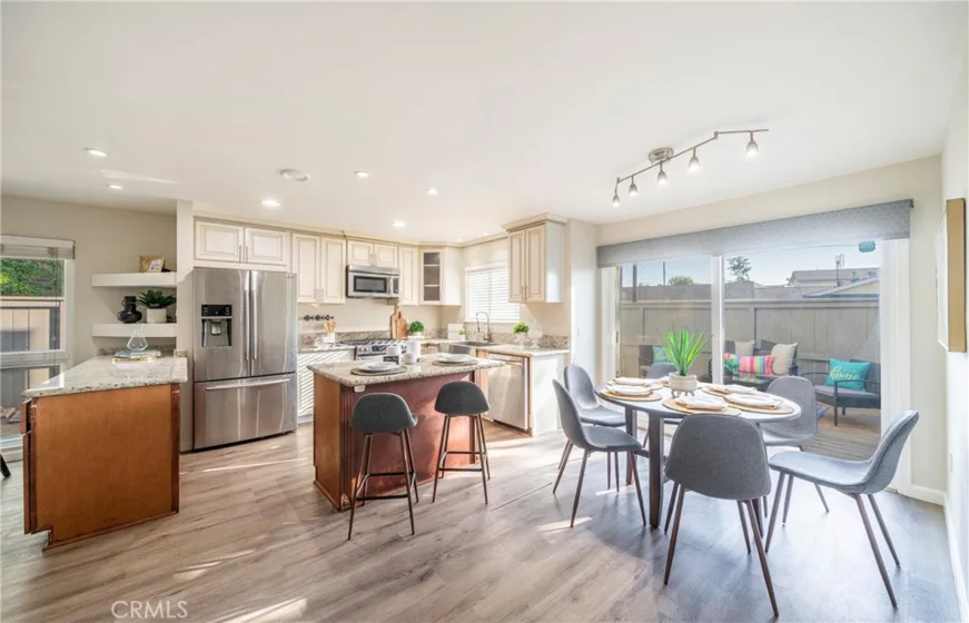 608 Rainier Way #211 photo 1