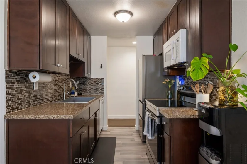 1723 Cedar #103 photo 19