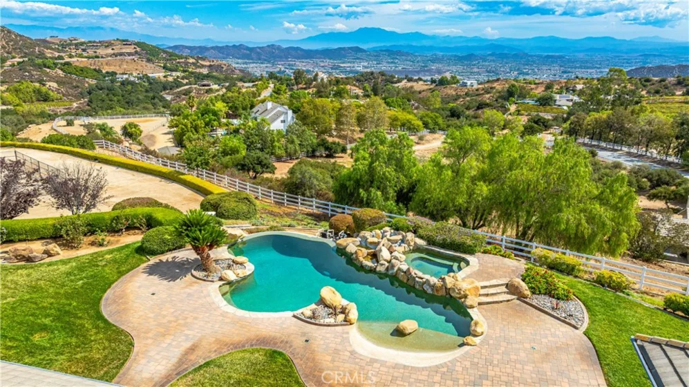21410 Avenida De Arboles photo 6
