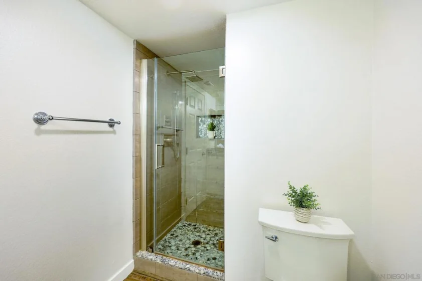 440 Citracado Parkway #5 photo 19