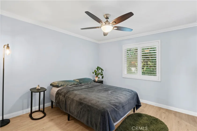 3165 College photo 13