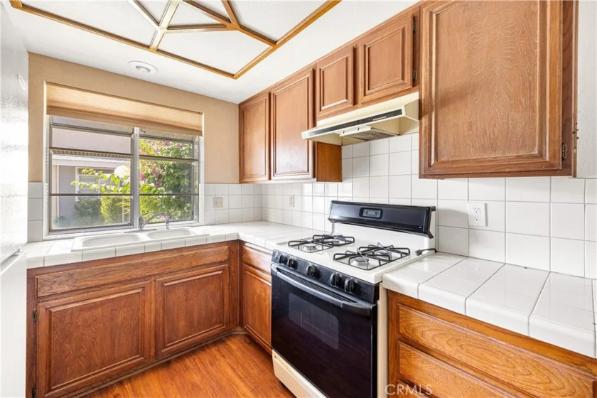 25879 Baylor photo 11