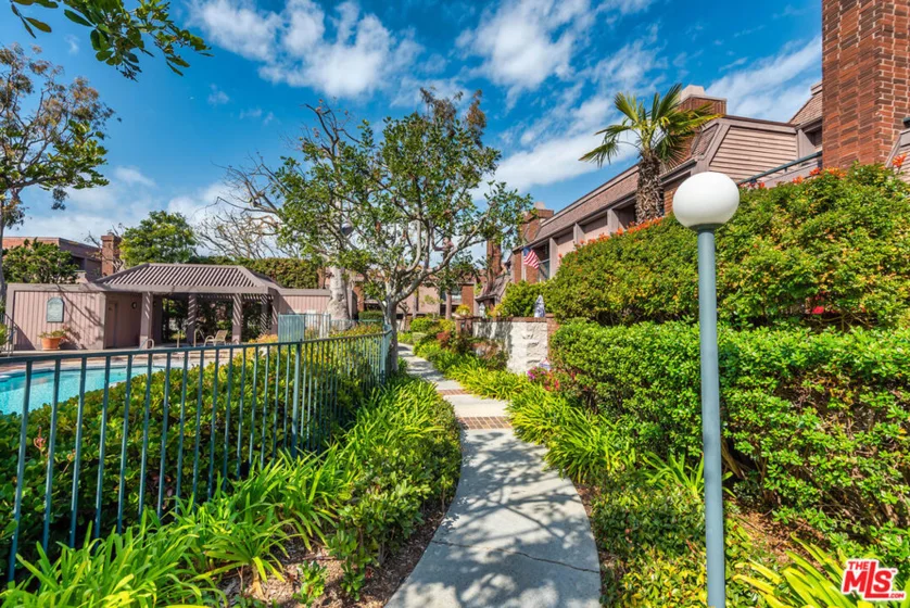 4631 Alla Road #4 photo 39