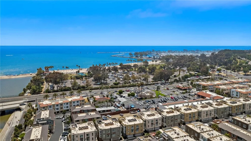 2046 Doheny Way photo 31