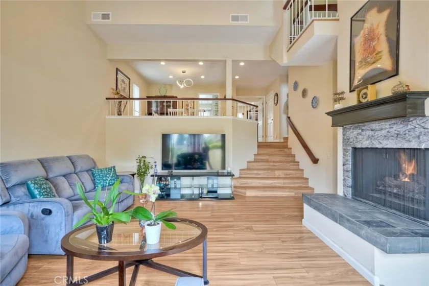 3304 Caminito Eastbluff #143 photo 12