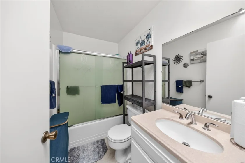 5300 Fairview photo 24
