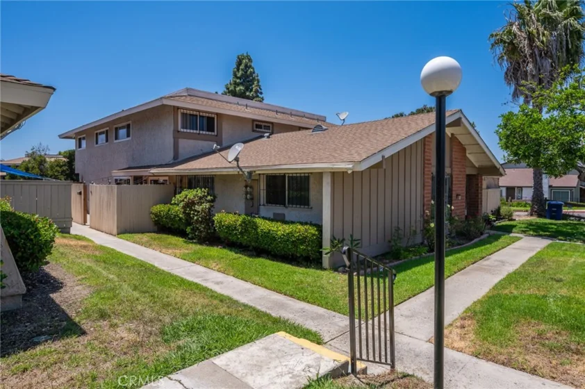 846 Picador Boulevard photo 1