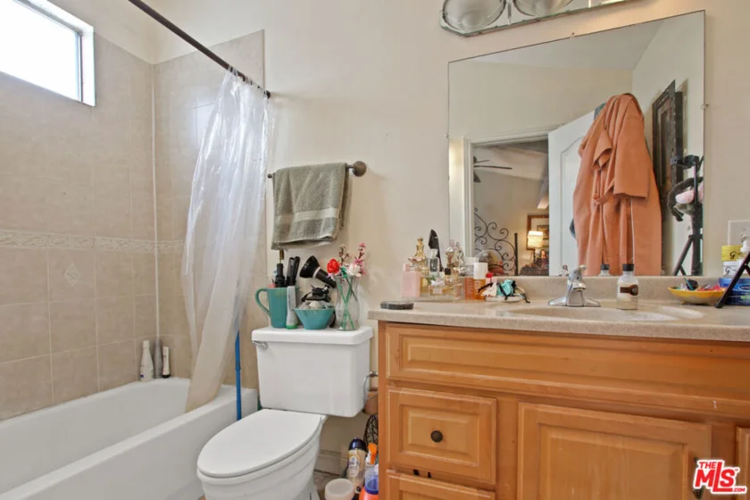 550 W Regent Street #330 photo 16