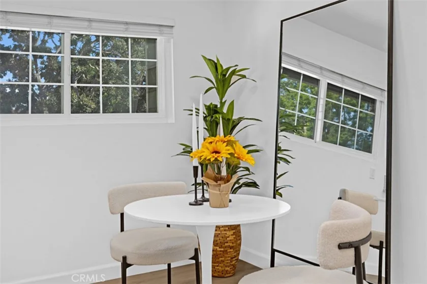 254 Streamwood photo 12