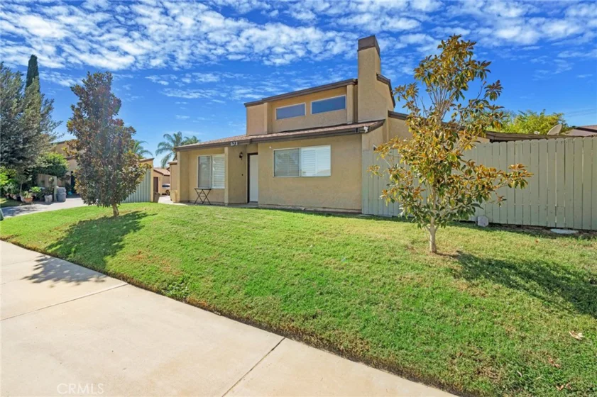 638 Parkview photo 3