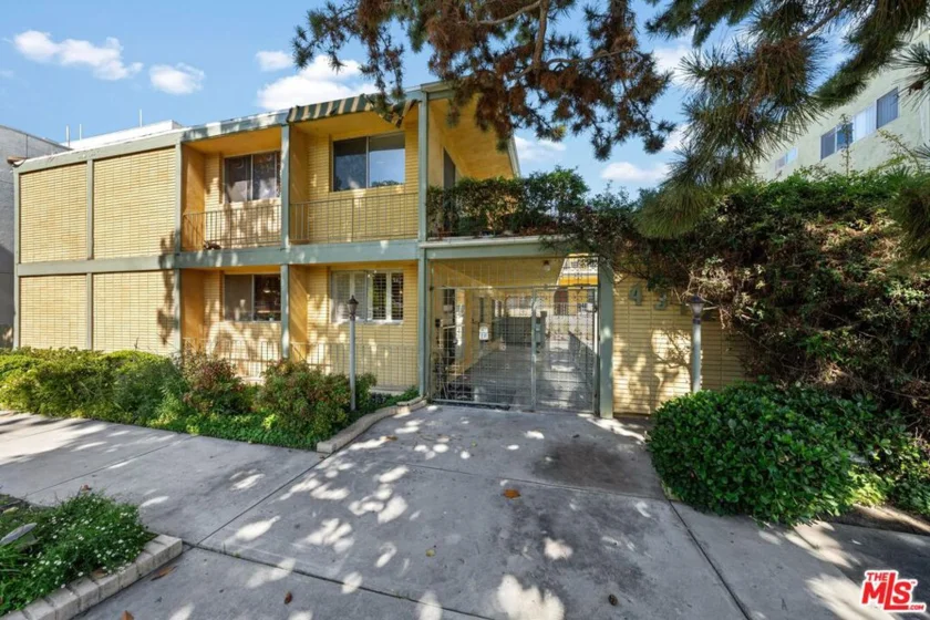 4312 Babcock Avenue #1 photo 1