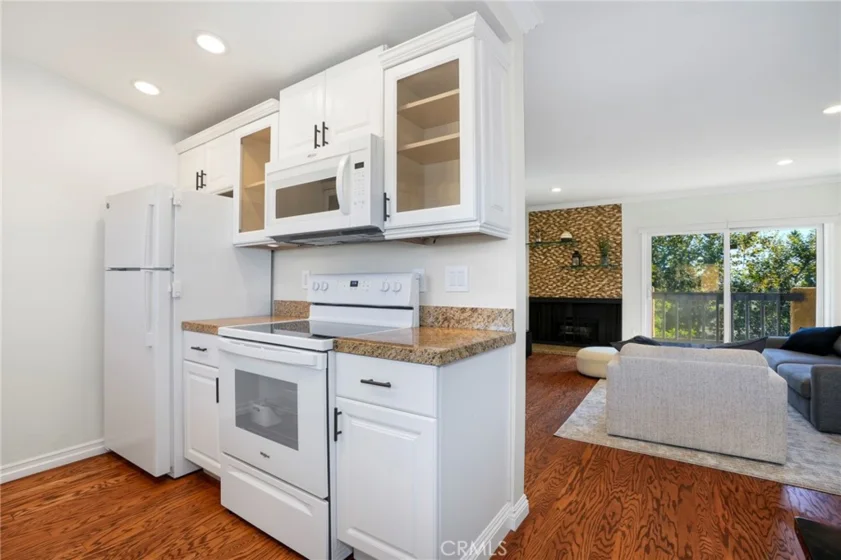 355 S Madison photo 11