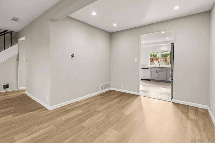 1651 S Juniper #98 photo 11