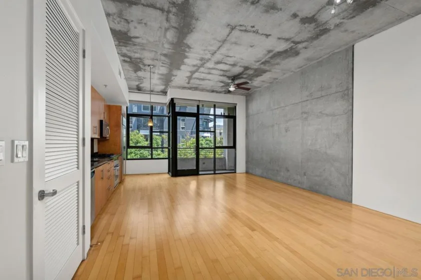 1050 Island Avenue #406 photo 5
