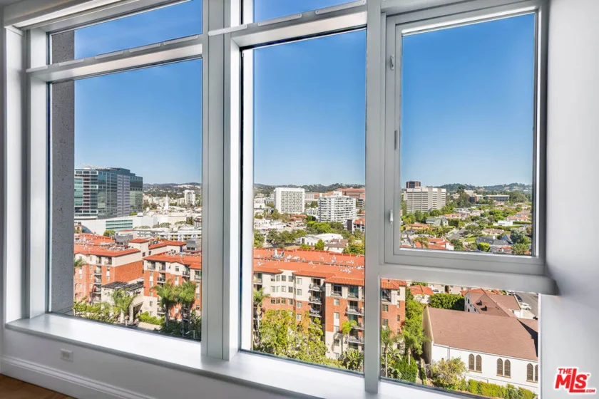 10800 Wilshire Boulevard #1101 photo 27
