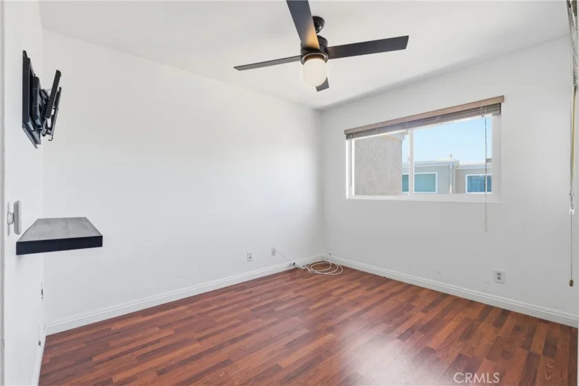 54 Oval Road photo 16