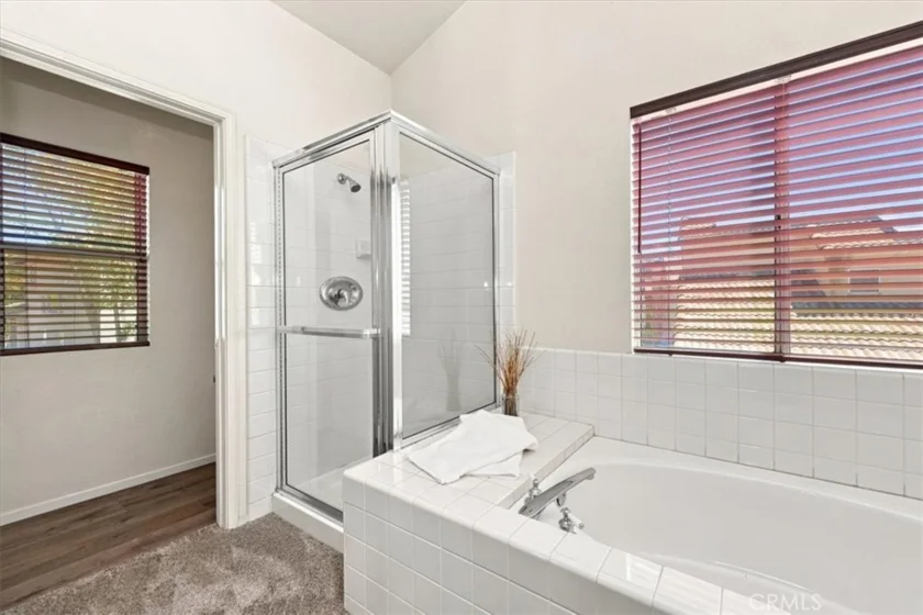 39876 Via Castana photo 35